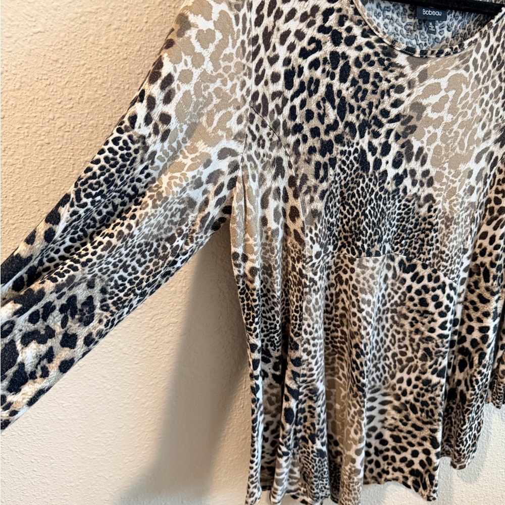 Bobeau - Women’s- Leopard Print Long Sleeve Top - XL